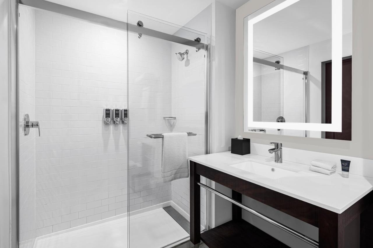 Four Points By Sheraton Flushing New York Extérieur photo